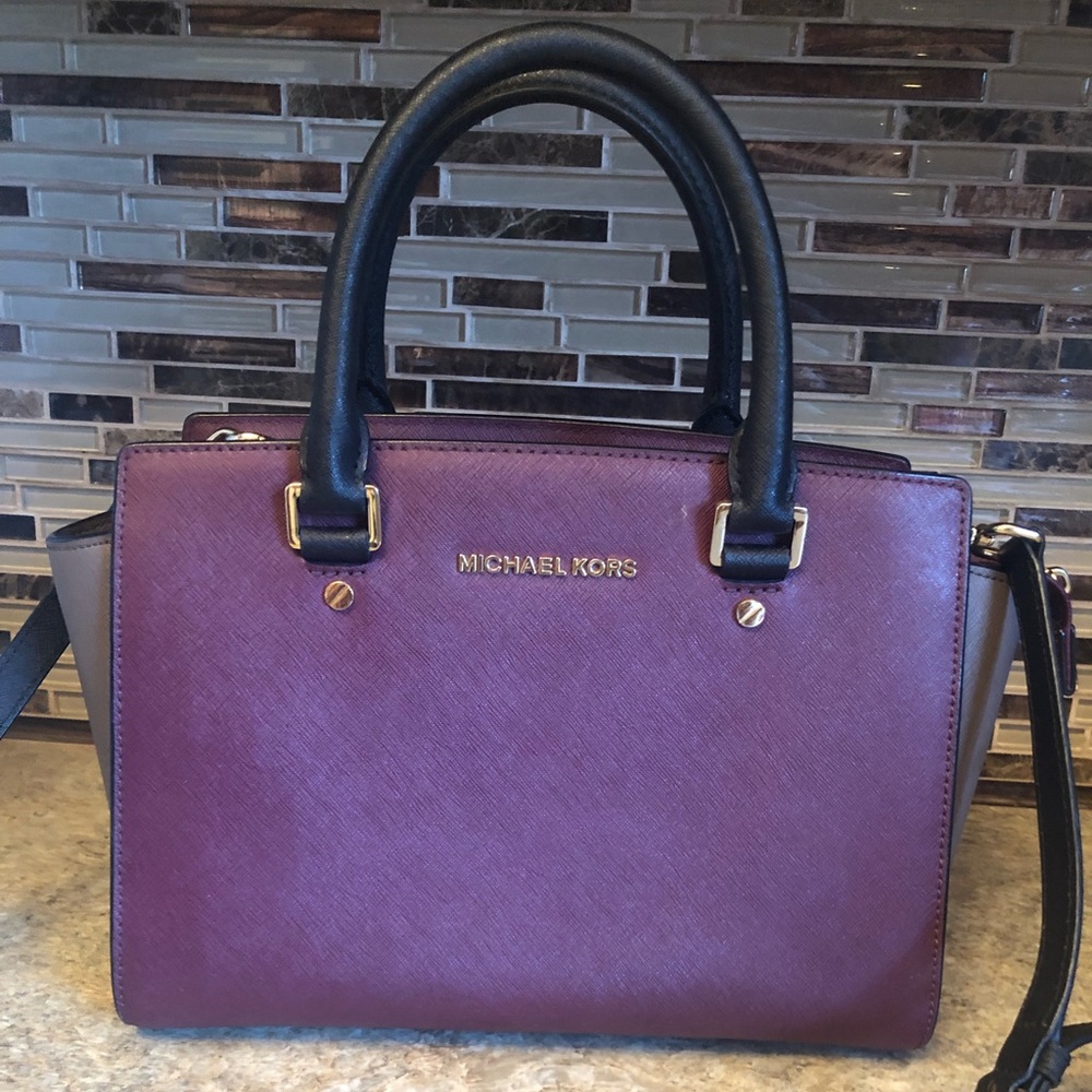 Michael Kors Purse - Authentic - image 1